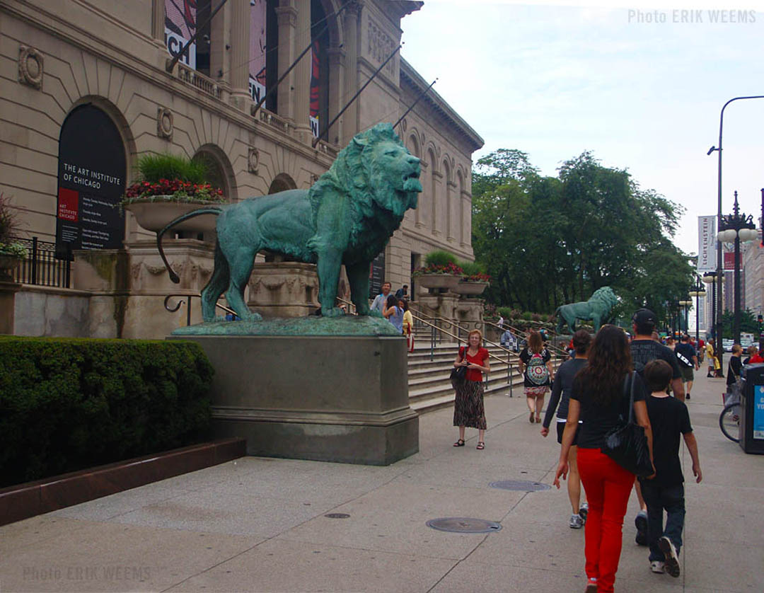 Art Institute of Chicago street level